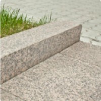 Бордюр гранитный пиленный Софиевский